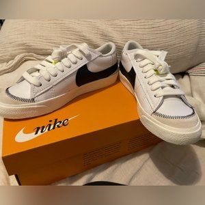 Brand New Nike Blazer Low ‘77 Vintage “ White and Black swoosh” Men's
